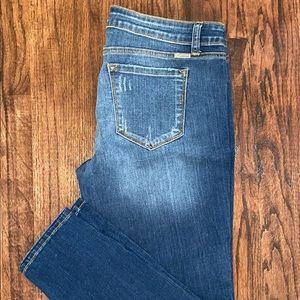 KanCan Distressed Skinny Jean size 13/30